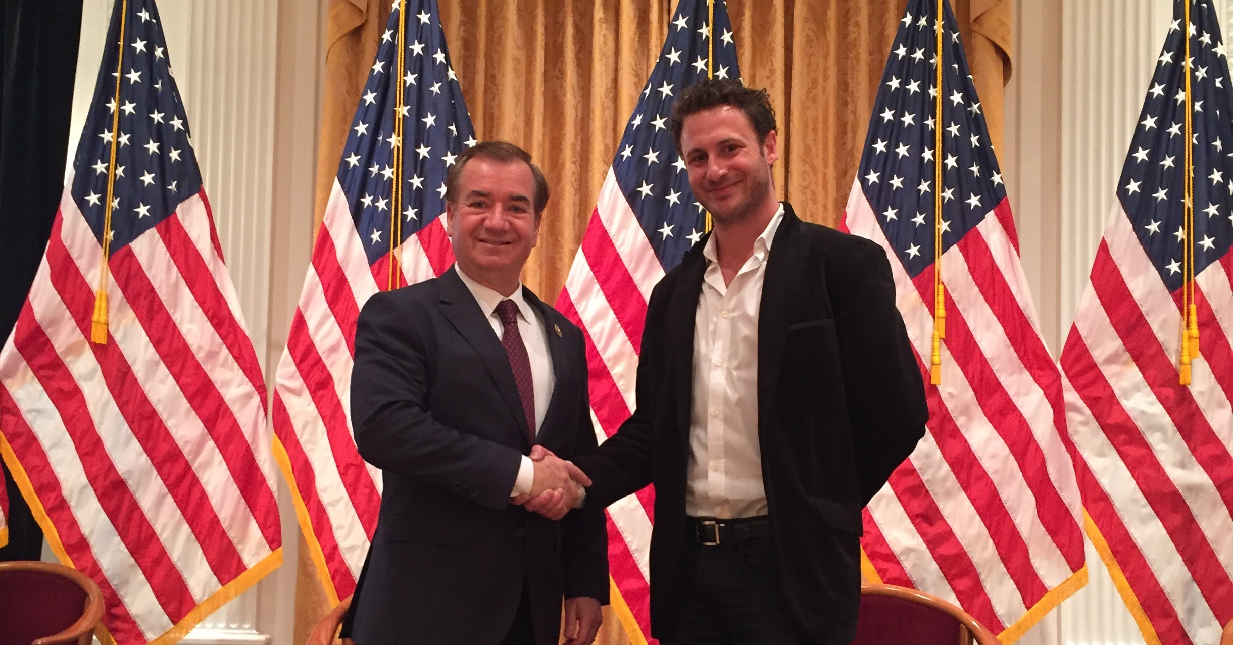 CEO of Dogtown Media meets Congressman Ed Royce at the 2016 Congressional App Challenge